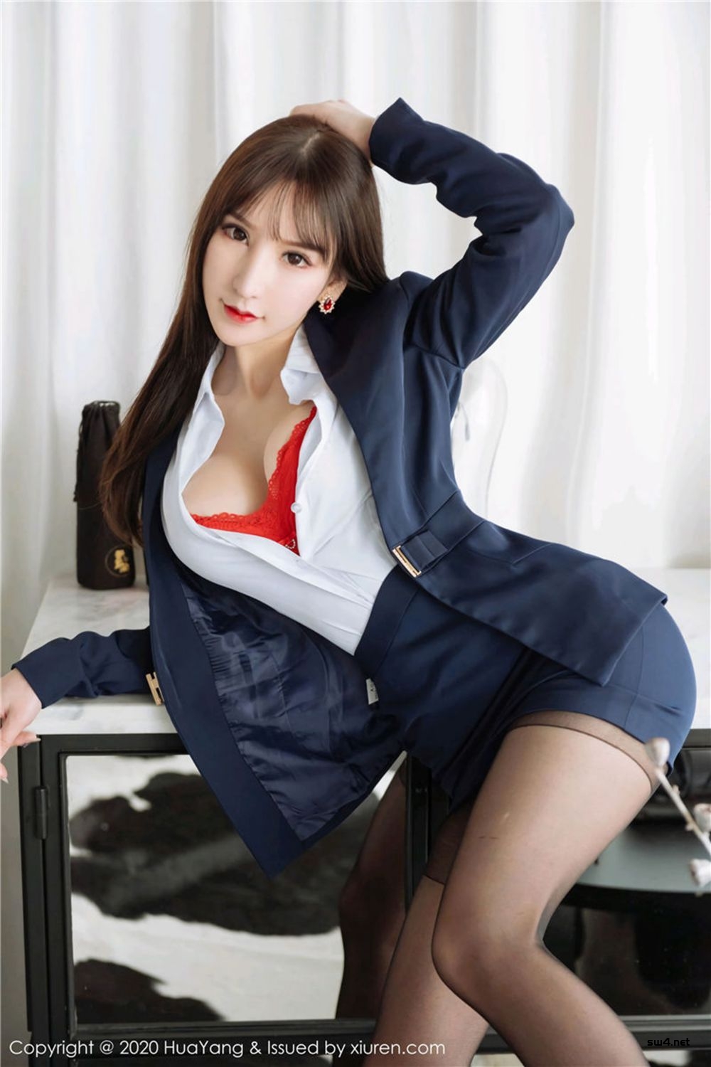 [HuaYang]2020.06.28 Vol.247 周于希Sandy-丝袜室