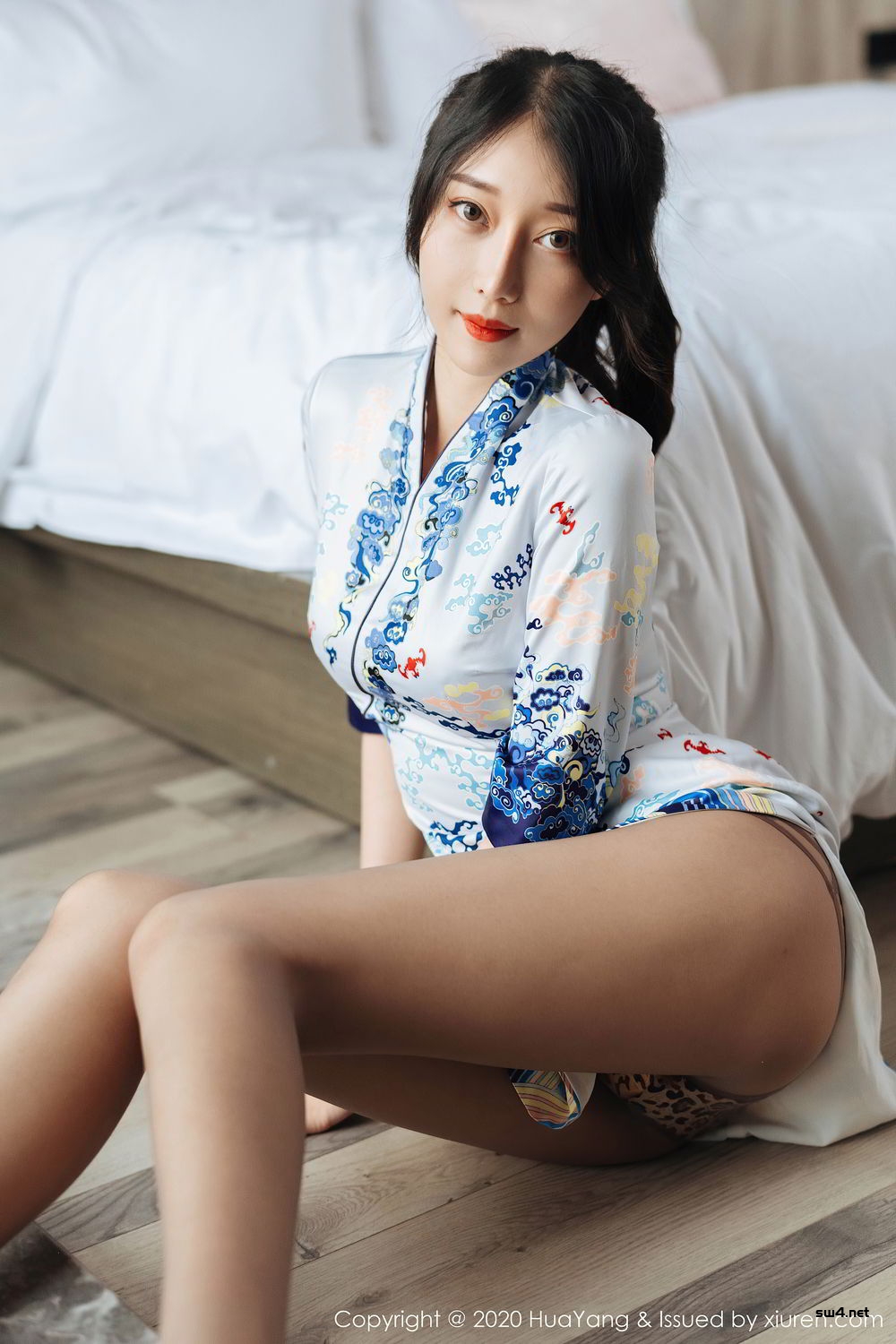 [HuaYang] 2020.08.14 VOL.274 玥儿玥er-丝袜室