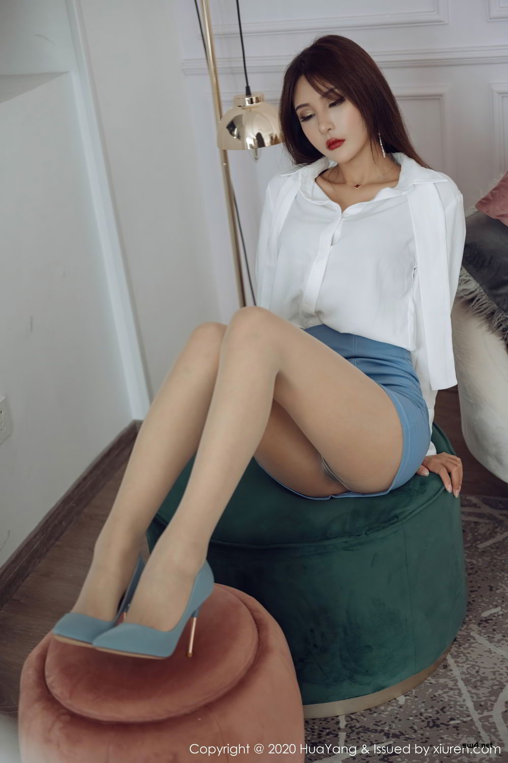 [HuaYang] 2020.09.16 VOL.291 Emily顾奈奈-丝袜室